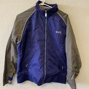 Nike Womens Grey/Purple Vintage Windbreaker Medium